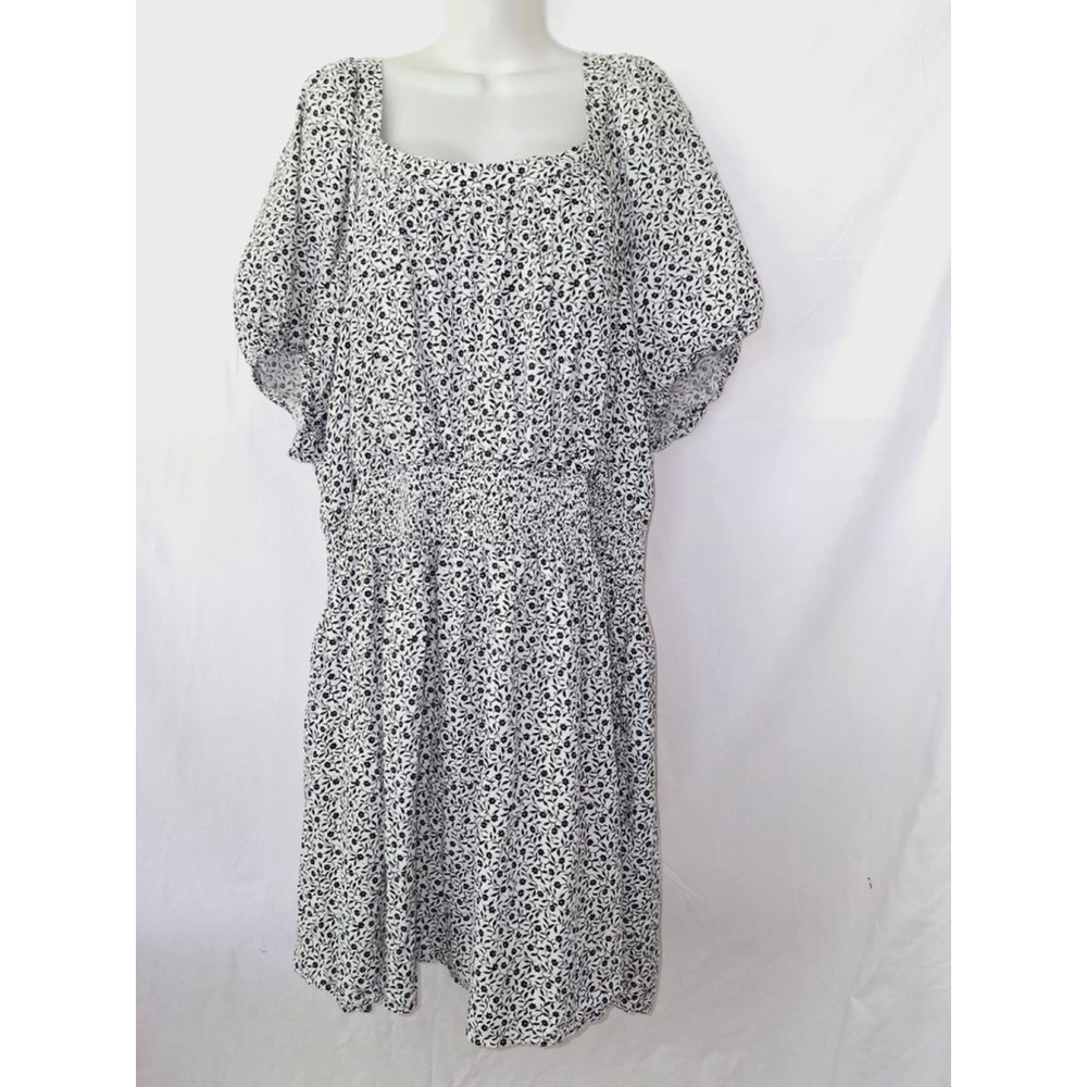 Old Navy Floral Size 4X White Black women's mini cottage core puff sleeves dress - Picture 5 of 9